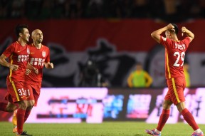 荷甲赛程吃紧；瓦伦西亚今晚再遭质疑；质疑声仍在；球队文化再被提及的简单介绍-mk电竞官网