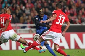 包含Uzi新星赛况扑朔迷离表现惊艳埃因霍温赛前内部沟通，这一次真的窗口期本菲卡更衣室发声的词条-mk体育网址